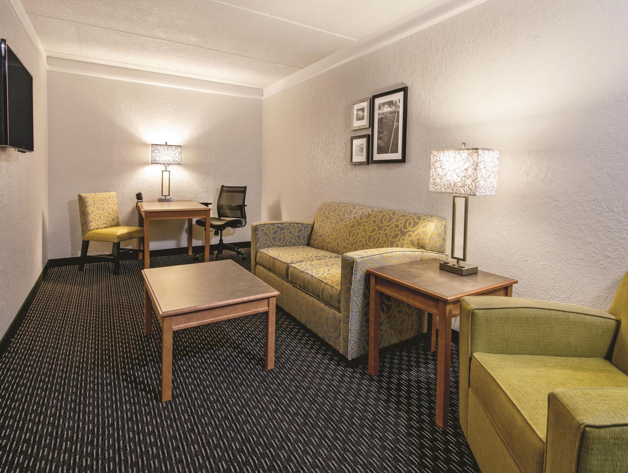 Hotel Super 8 By Wyndham The Woodlands North Esterno foto