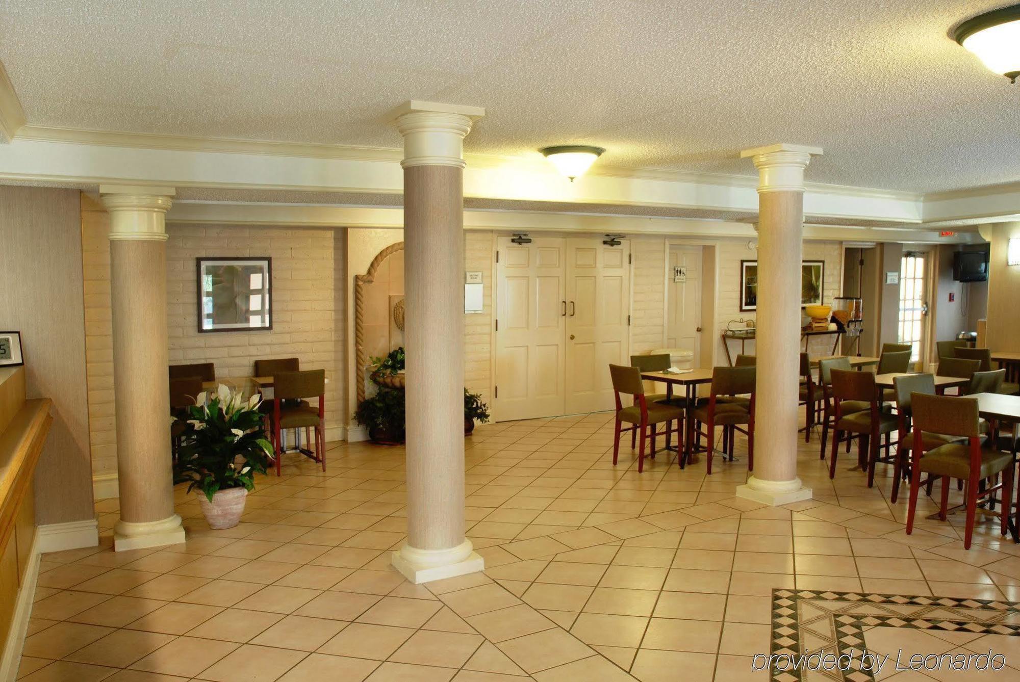 Hotel Super 8 By Wyndham The Woodlands North Esterno foto
